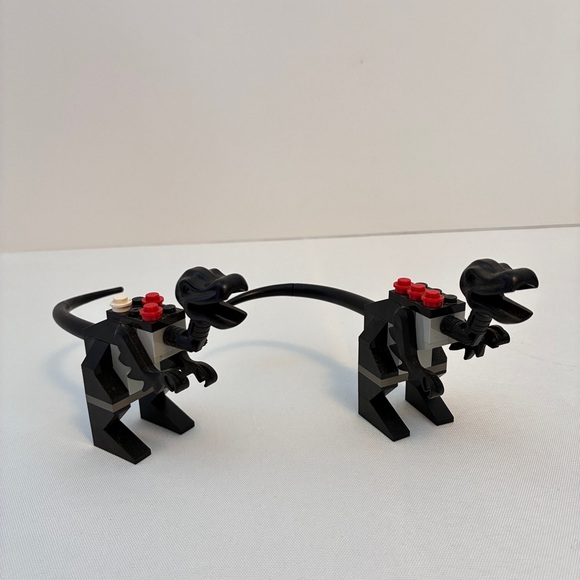 LEGO Studios Raptor Rumble Studio Set #1370 Retired - Picture 6 of 12